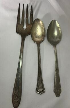 Wm A Rogers Silverplate Serving Fork and Teaspoons Lot of 3 Ornate Antique